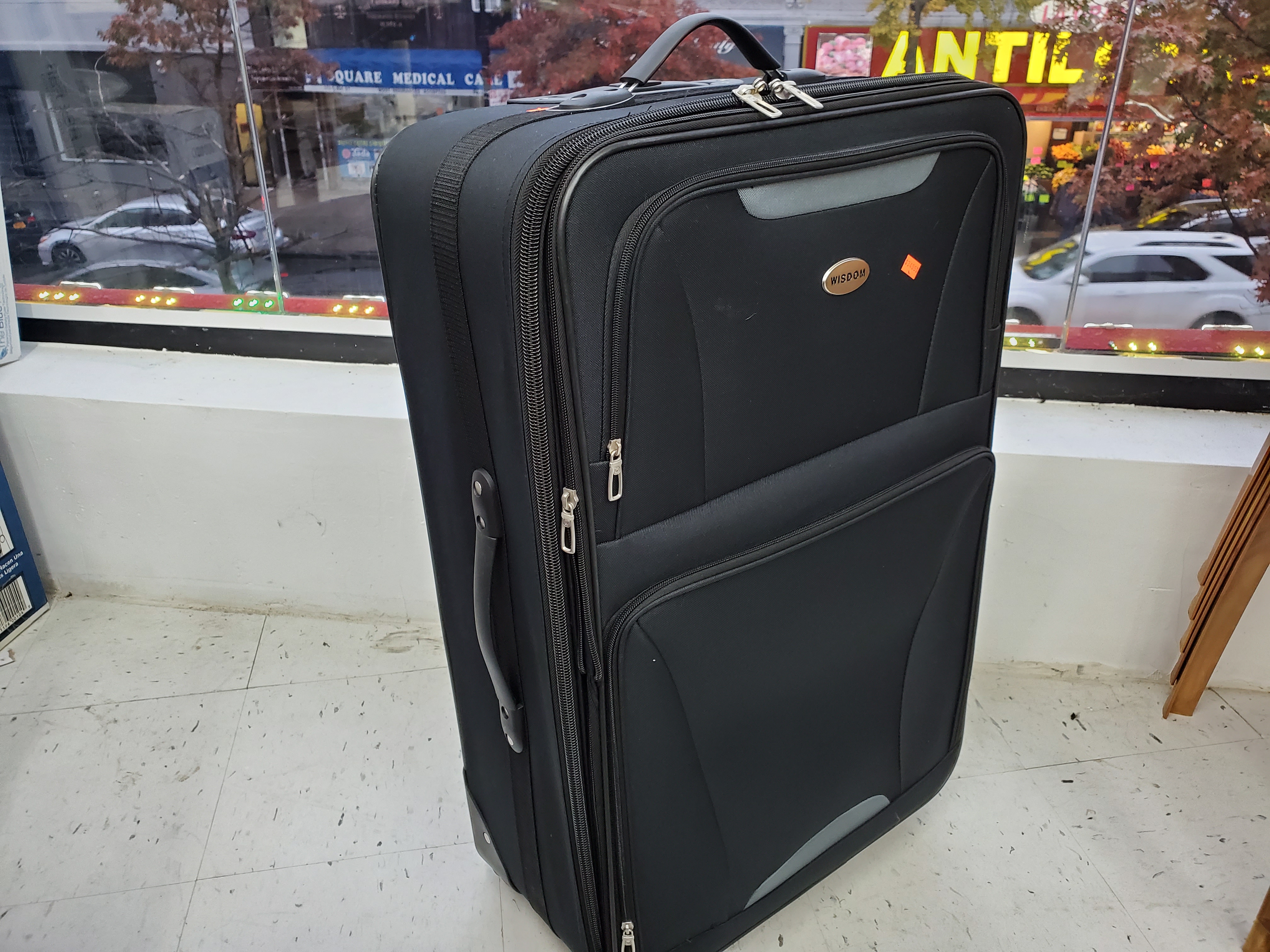 Wisdom Luggage Size 28" Black