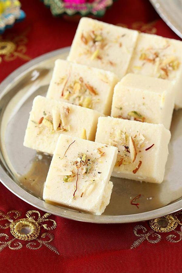 DHAKA SWEETS CHANAR BORFI